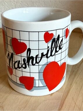 Vintage 80s Retro Nashville Music City Grid & Hearts Souvenir Coffee Mug